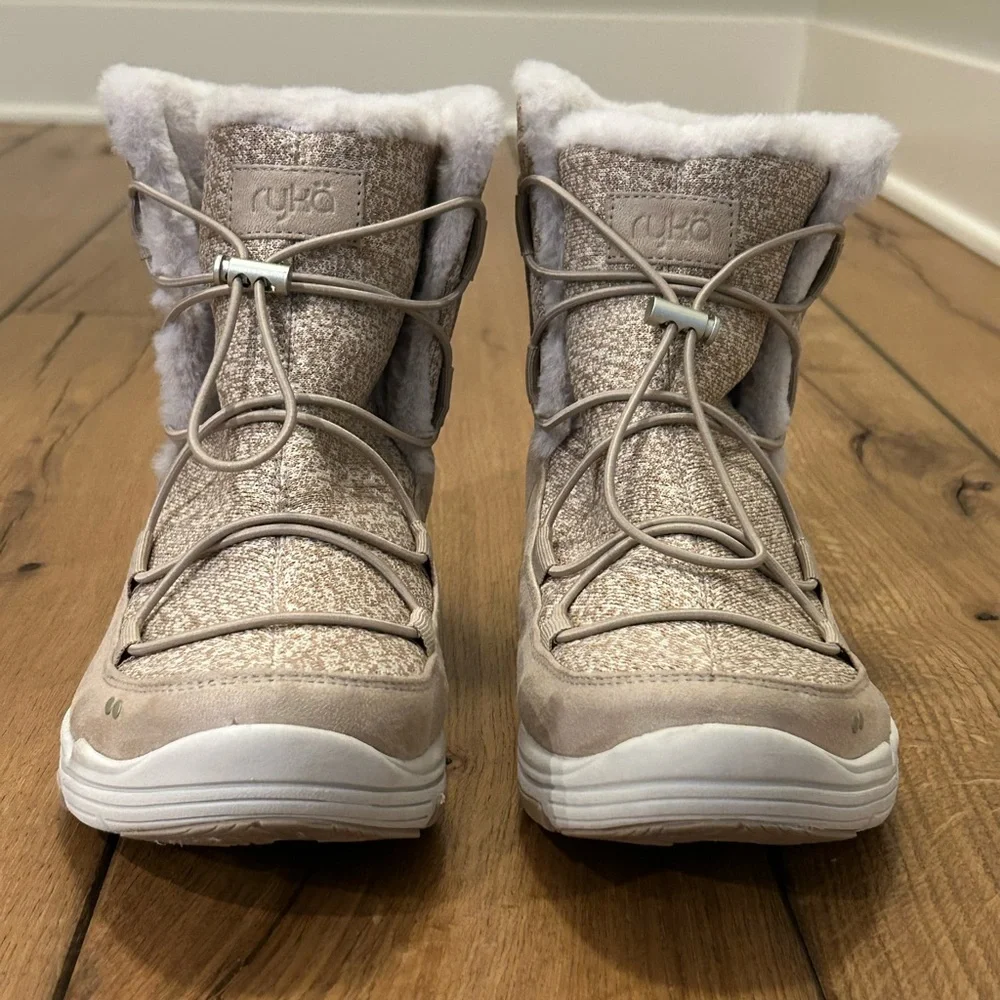 Ryka Aubonne Women's Ankle Bungee Lace Camel Brown Boots Women’s 10 Wide EUC